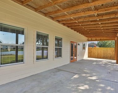 639 Trail Springs Court - Photo Thumbnail 37