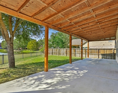 639 Trail Springs Court - Photo Thumbnail 36