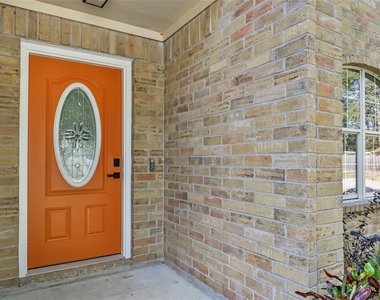 639 Trail Springs Court - Photo Thumbnail 2