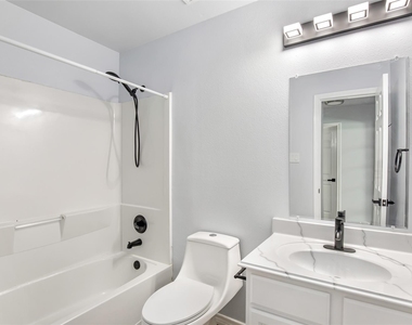 639 Trail Springs Court - Photo Thumbnail 30