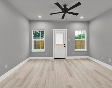 7415 Hezekiah Ln - Photo Thumbnail 12