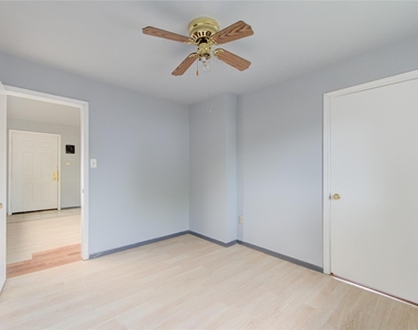 10717 Pillot Street - Photo Thumbnail 15