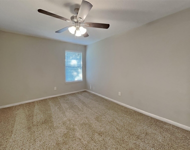 12607 Clabury Court - Photo Thumbnail 13