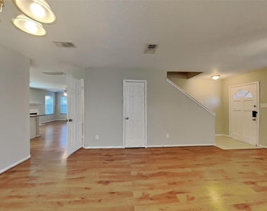 12607 Clabury Court - Photo Thumbnail 1