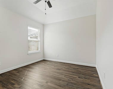 3318 Hardley Meadow Court - Photo Thumbnail 21
