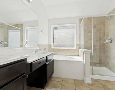3318 Hardley Meadow Court - Photo Thumbnail 18