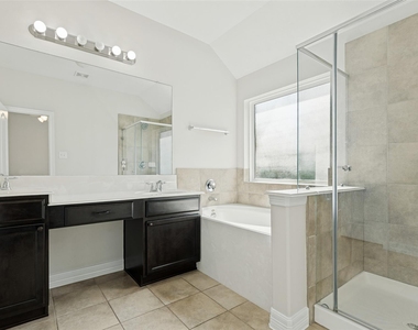 3318 Hardley Meadow Court - Photo Thumbnail 17