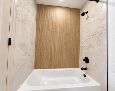 2221 Market Street - Photo Thumbnail 10