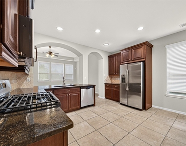 25002 Blue Mountain Park Lane - Photo Thumbnail 11