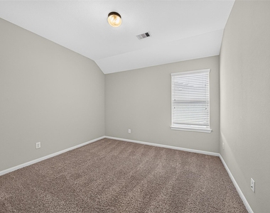 25002 Blue Mountain Park Lane - Photo Thumbnail 34