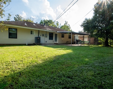 8535 Dillon Street - Photo Thumbnail 21