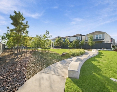 639 Salt Marsh Trail - Photo Thumbnail 31