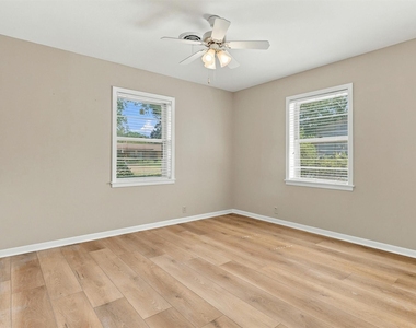 1335 Kathy Avenue - Photo Thumbnail 30