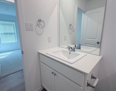 10955 Independence Road - Photo Thumbnail 15