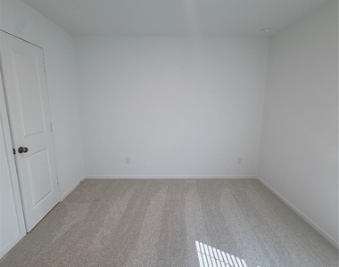10955 Independence Road - Photo Thumbnail 19