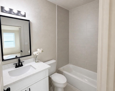 7145 Avenue K - Photo Thumbnail 9