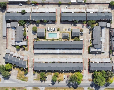6111 Beverly Hill Street - Photo Thumbnail 33
