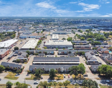 6111 Beverly Hill Street - Photo Thumbnail 32