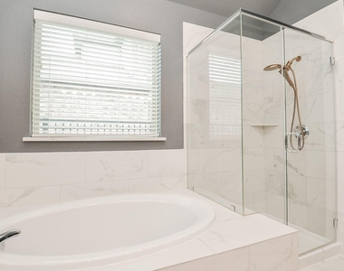 860 Marisol Bay Drive - Photo Thumbnail 23