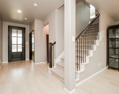 860 Marisol Bay Drive - Photo Thumbnail 9