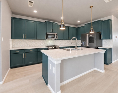 860 Marisol Bay Drive - Photo Thumbnail 17