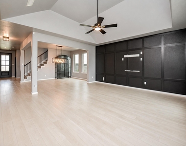 860 Marisol Bay Drive - Photo Thumbnail 13