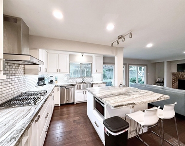 4741 Kinglet Street - Photo Thumbnail 6