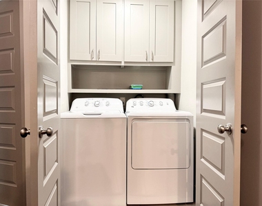 4741 Kinglet Street - Photo Thumbnail 38