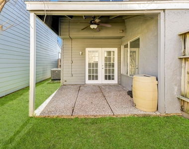 10318 Sommerville Avenue - Photo Thumbnail 29