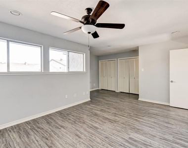 10318 Sommerville Avenue - Photo Thumbnail 19