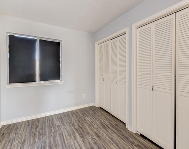 10318 Sommerville Avenue - Photo Thumbnail 24