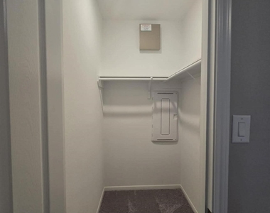 27502 Clear Breeze Drive - Photo Thumbnail 8