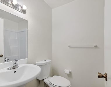 15022 Chipman Lane - Photo Thumbnail 21
