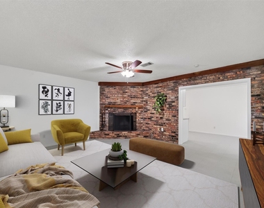 15022 Chipman Lane - Photo Thumbnail 7