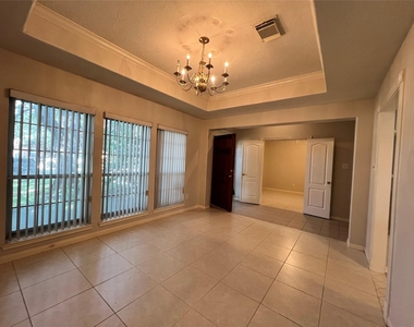 2005 Dawn Crest Court - Photo Thumbnail 12