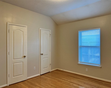2005 Dawn Crest Court - Photo Thumbnail 19
