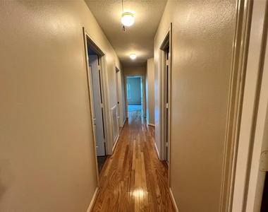 2005 Dawn Crest Court - Photo Thumbnail 18