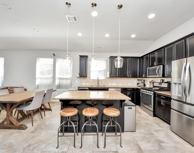 24546 Royal Pike Drive - Photo Thumbnail 5