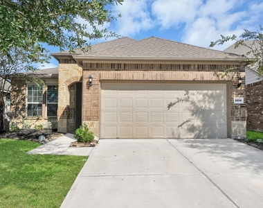 24546 Royal Pike Drive - Photo Thumbnail 1