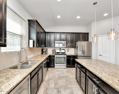 24546 Royal Pike Drive - Photo Thumbnail 6