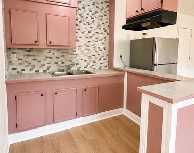 5526 Stonewall Street - Photo Thumbnail 1