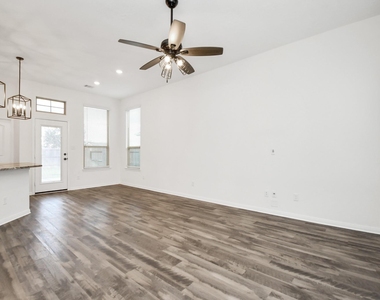 282 Brocks Lane - Photo Thumbnail 4