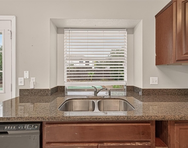22818 Williamschase Drive - Photo Thumbnail 14