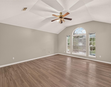 22818 Williamschase Drive - Photo Thumbnail 17