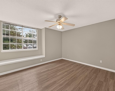 22818 Williamschase Drive - Photo Thumbnail 26