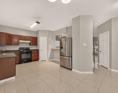 22818 Williamschase Drive - Photo Thumbnail 12