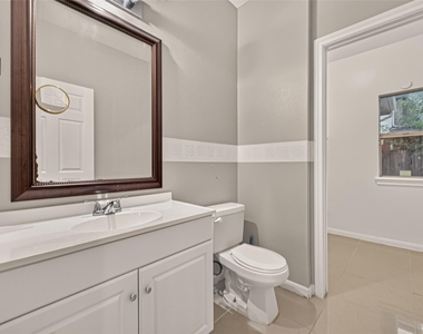 22818 Williamschase Drive - Photo Thumbnail 15