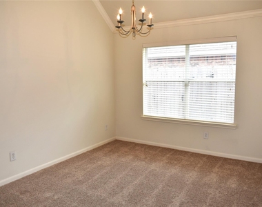 4822 Harbor Glen Lane - Photo Thumbnail 4
