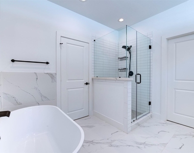 10910 Fire Creek Drive - Photo Thumbnail 35