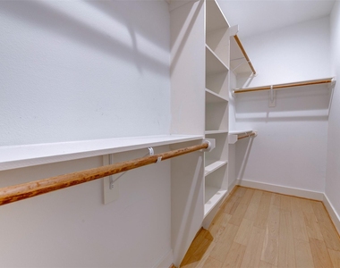 10910 Fire Creek Drive - Photo Thumbnail 34